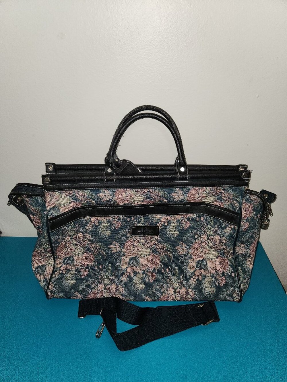 Vintage 1970s 1980s Atlantic Floral Tapestry Weekender Travel Bag Duffel